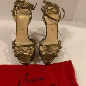 Christian Louboutin gold foiled platform heel pump